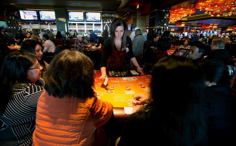 “熊猫体育”泰警方将曼谷爆炸案300万泰铢悬赏金奖给警方小组(图3) 熊猫体育