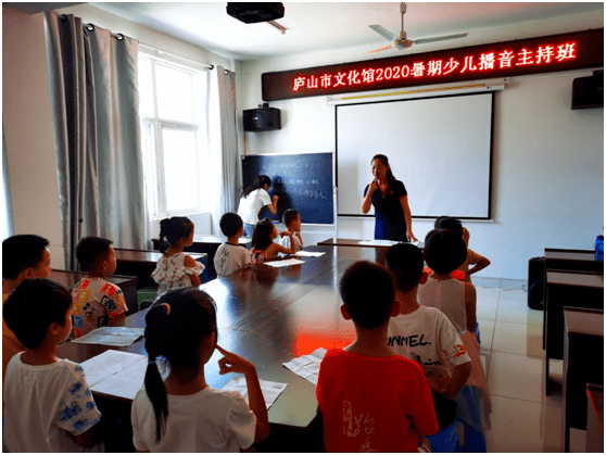 【多彩九江馆际新闻】《艺术心的精彩绽放》：熊猫体育(图3)