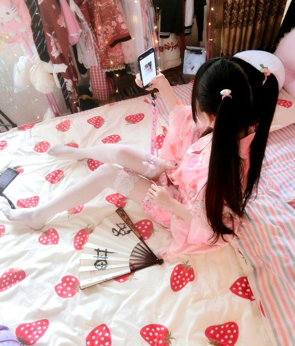 “迎女神送盆栽” 安徽学大教育献礼学校“女神”|熊猫体育(图1) 熊猫体育公司