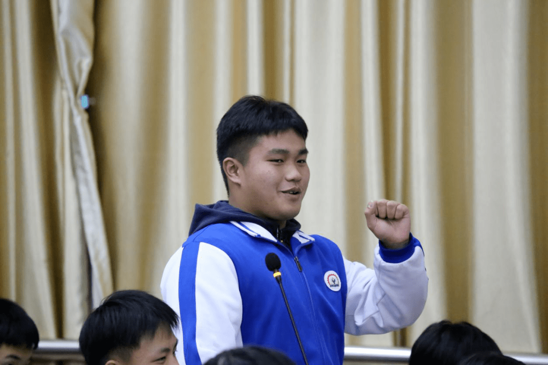 熊猫体育|
【学生干部培训班】系列一(图12) 熊猫体育|
【学生干部培训班】系列一(图12)