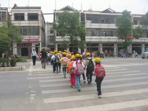 熊猫体育:2019中国(广州)国际智慧教育及教育装备展示会,召开时间:时间:12月20-22日(图1) 熊猫体育公司