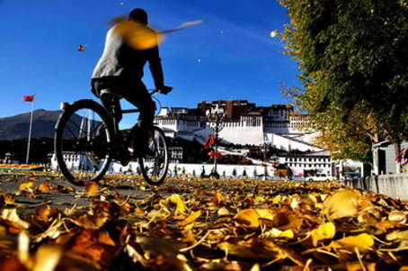 熊猫体育公司:日本宫内厅首次公开裕仁天皇停战诏书原版录音(图2) 熊猫体育公司