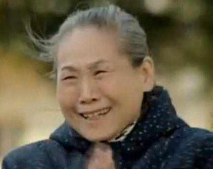 熊猫体育-美国版“母亲哺乳被猛批”出现 母亲大胆晒照反击(图)(图2) 熊猫体育